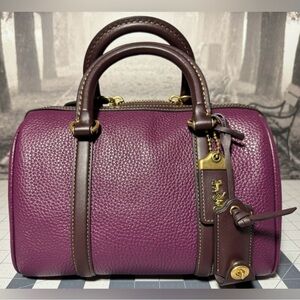 Coach Overseas Exclusive Ruby 25